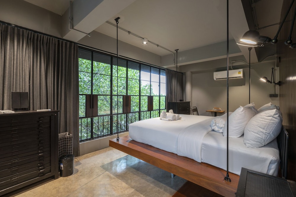 Five-Bedroom Pool Villa - Photo 25