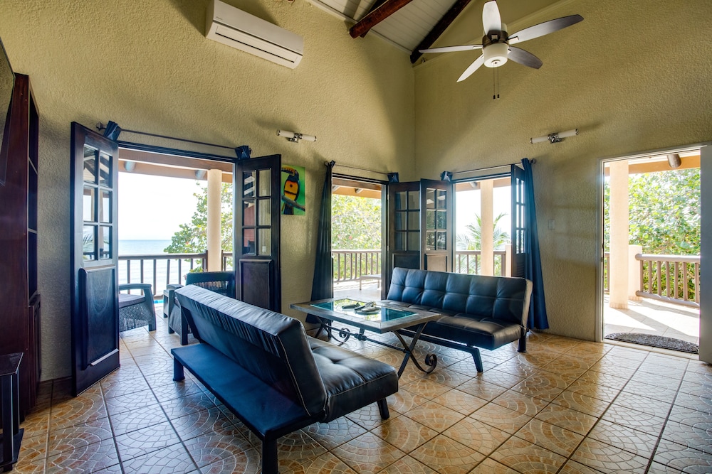 Presidential Suite, 1 King Bed with Sofa bed, Kitchen, Sea View photo 3