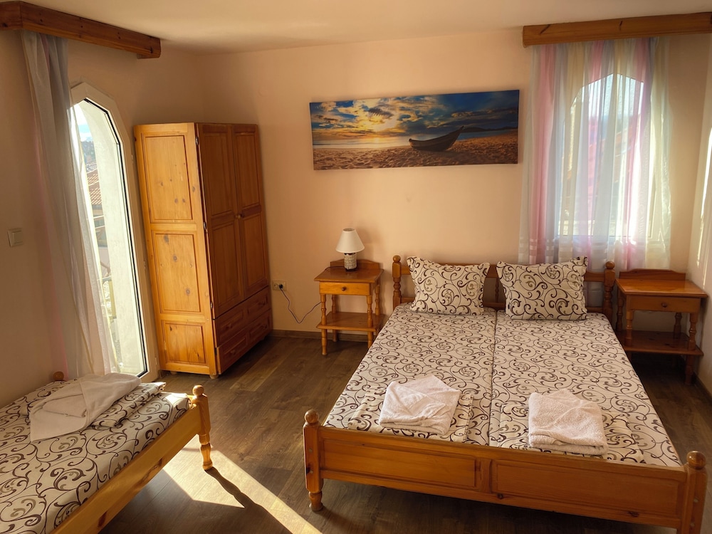 Economy Room photo 2