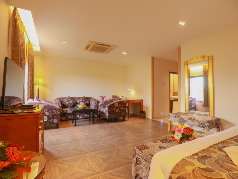 Superior Studio Suite photo 3
