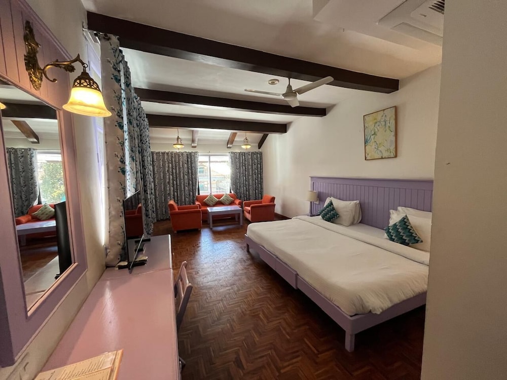 Deluxe Double Room, Garden View