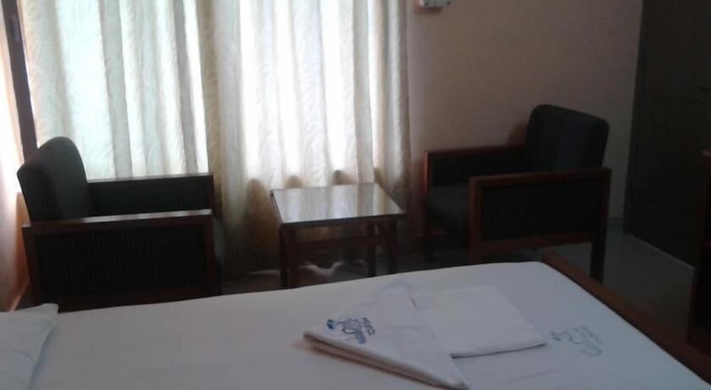 Non A/C room photo 1