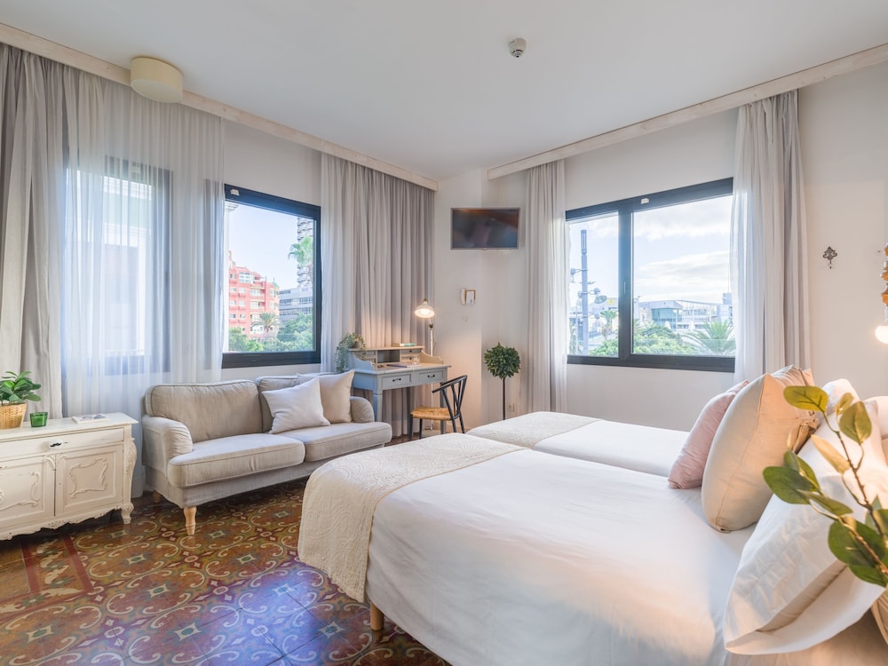 Superior Room, Park View