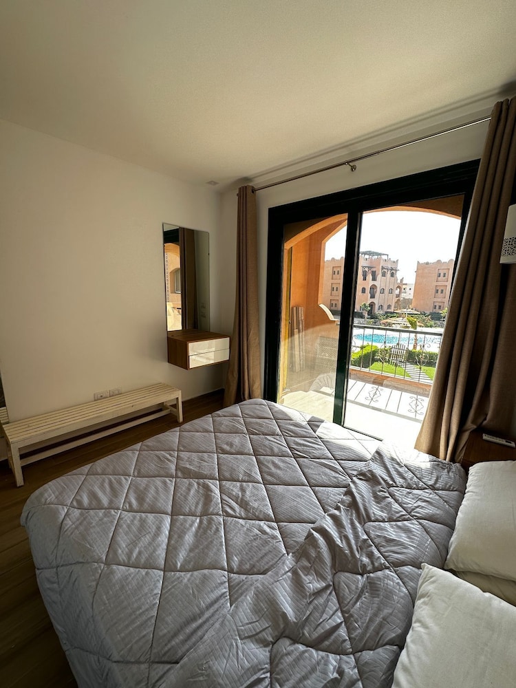 Chalet, Air conditioning, Pool View photo 2