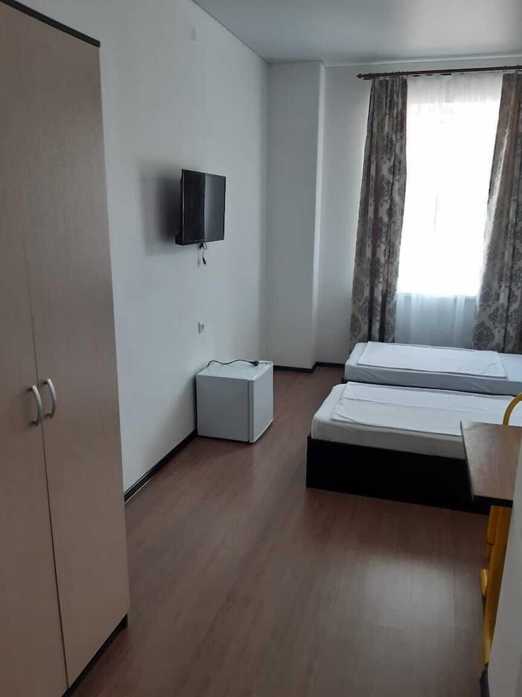 Standard Twin Room photo 3