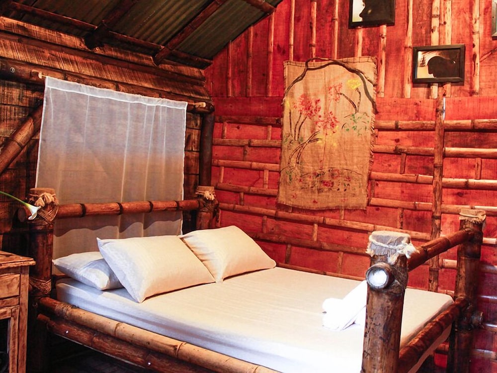 Deluxe Cabin, 1 Queen Bed photo 2