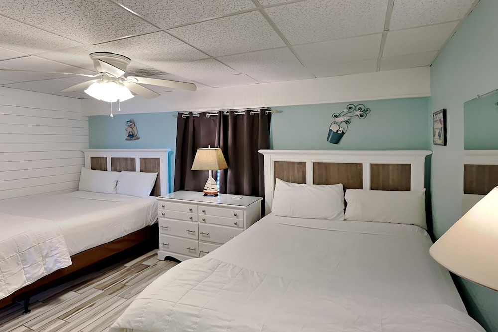 Condo, Multiple Beds, Balcony, Beach View (#320 - No Pets) photo 3