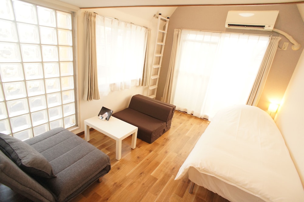 Basic Triple Room - Photo 1