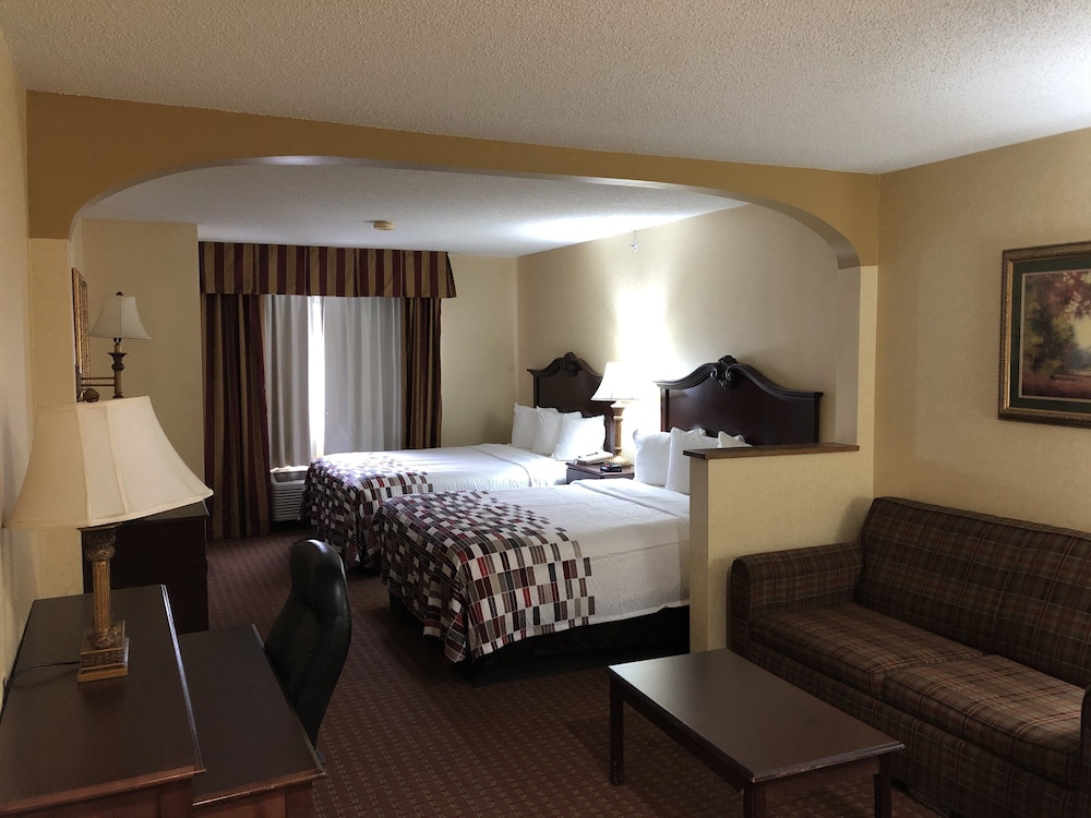 Suite, Multiple Beds, Non Smoking photo 3