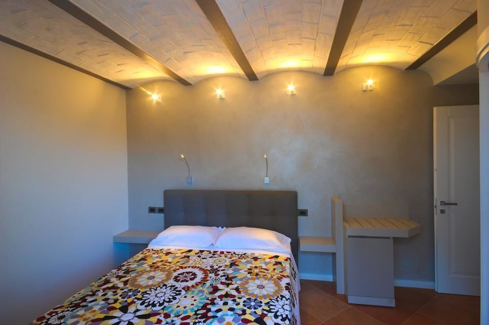 Double or Twin Room photo 3