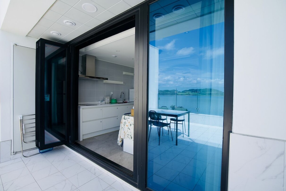HEMIRION POOL VILLA_SIGNATURE photo 2
