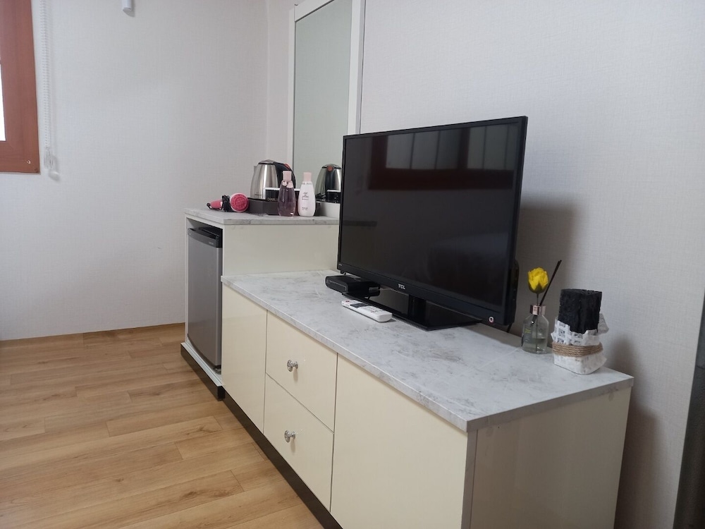 Single Twin Room - Photo 8