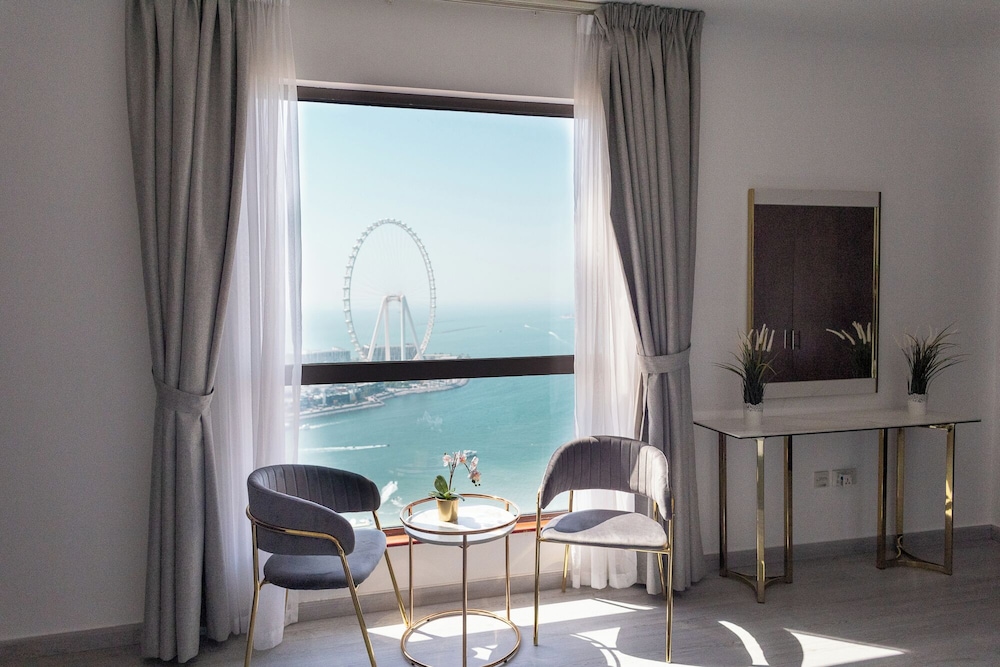 Deluxe Apartment, Balcony, Sea View photo 2