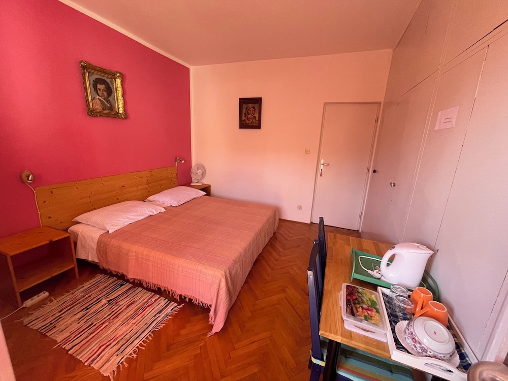 Room, 1 Bedroom, Balcony, Garden View