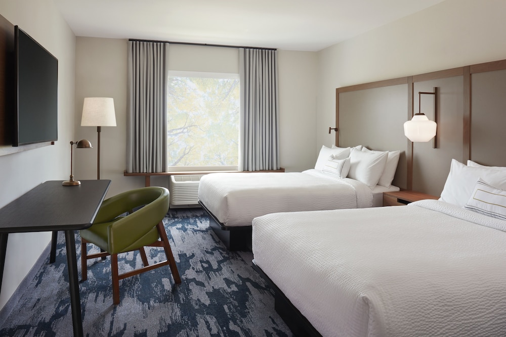 Room, 2 Queen Beds (Hearing Accessible) photo 1