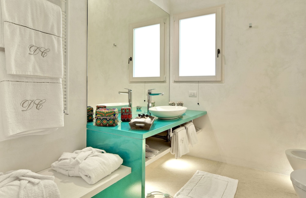 Comfort Suite, Pool Access, Garden View photo 2