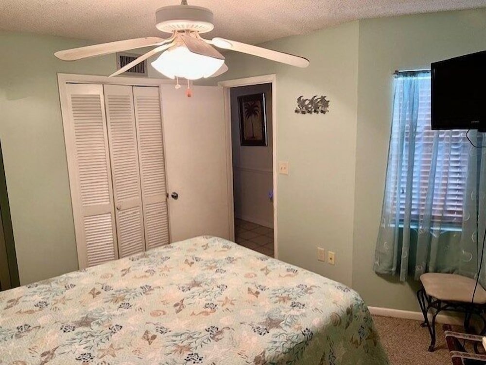 Condo, 1 Bedroom photo 3