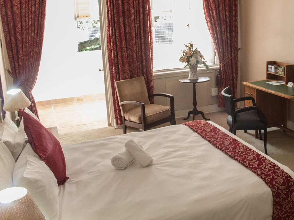 Standard Double Room, Courtyard View - Photo 6
