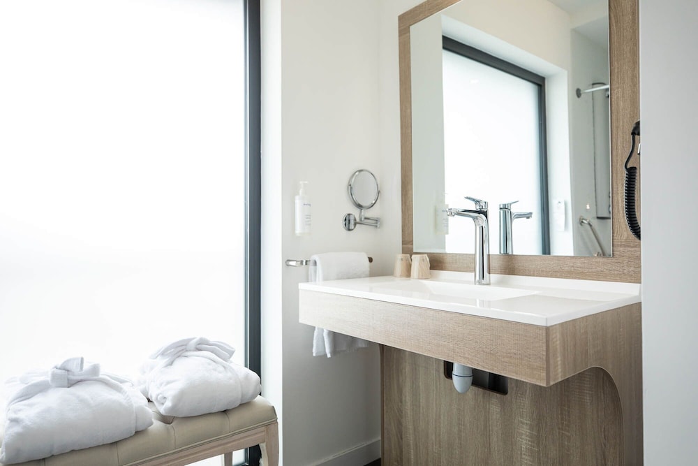 Superior Double Room PRM photo 2