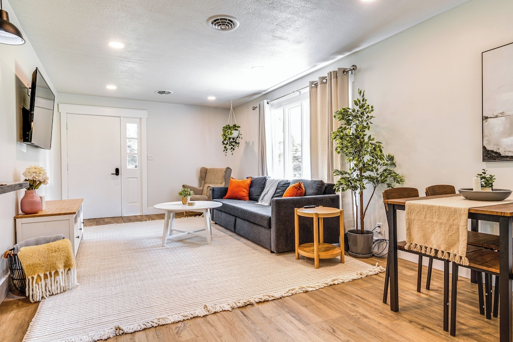 House (2 Bedrooms) photo 3