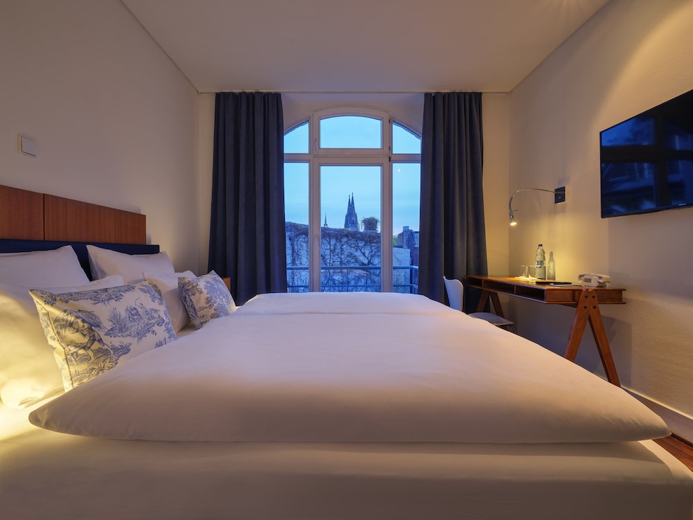 Classic Room - Photo 1