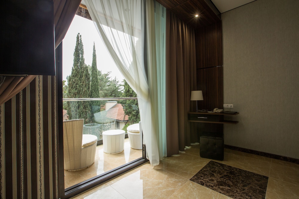 Junior Suite, Balcony (GS56) photo 3
