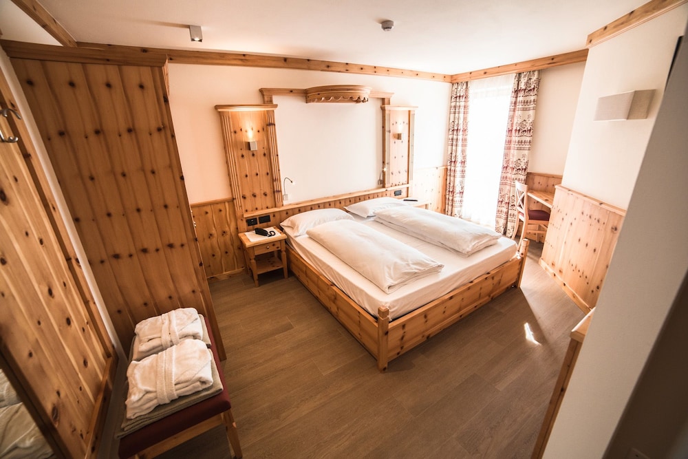 Suite (Spa Access)