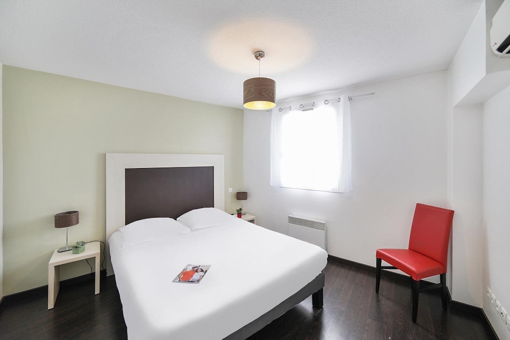 Superior Apartment, 1 Bedroom - Photo 1