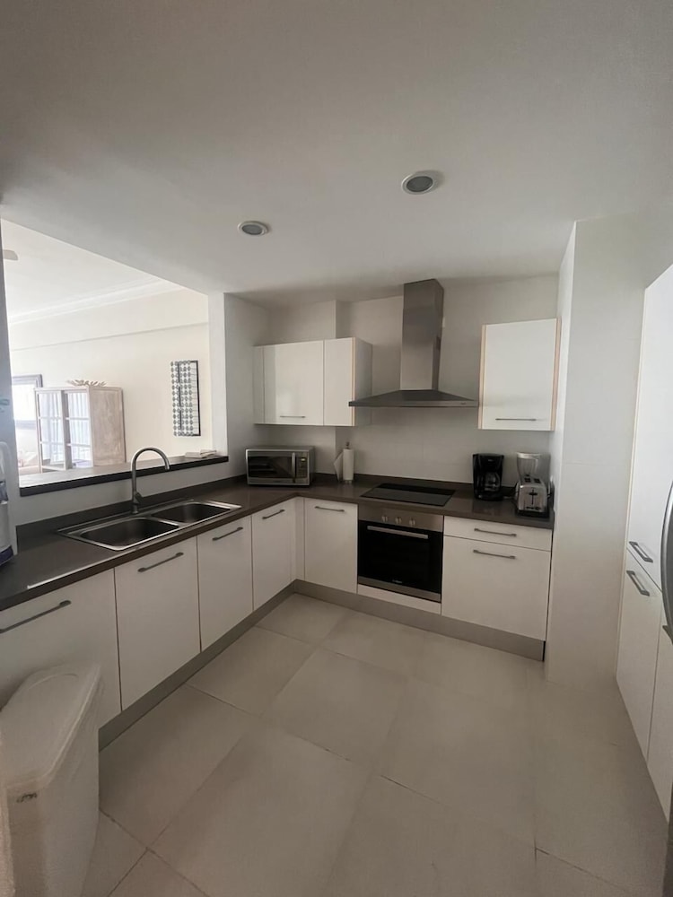 Family Apartment photo 2