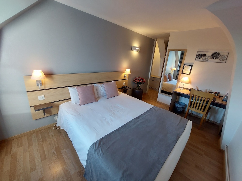 Classic Double Room, 1 Queen Bed