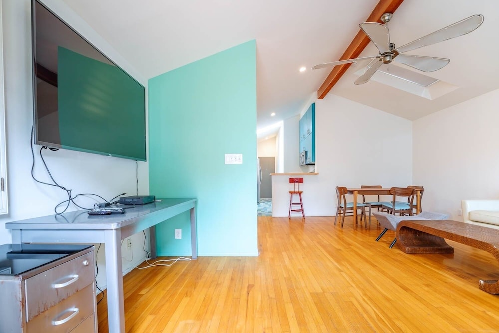 House, 1 Bedroom photo 3