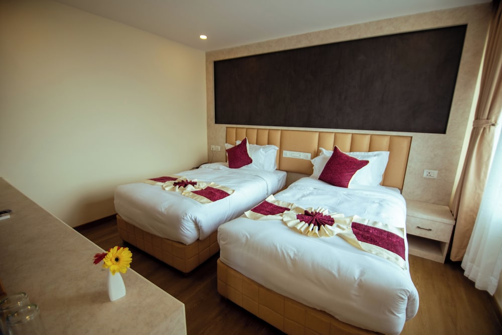 Deluxe Twin Room - Photo 2