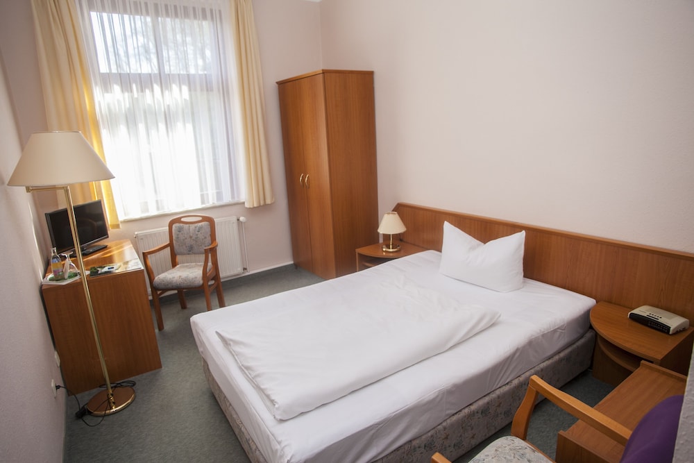 Single Room photo 3