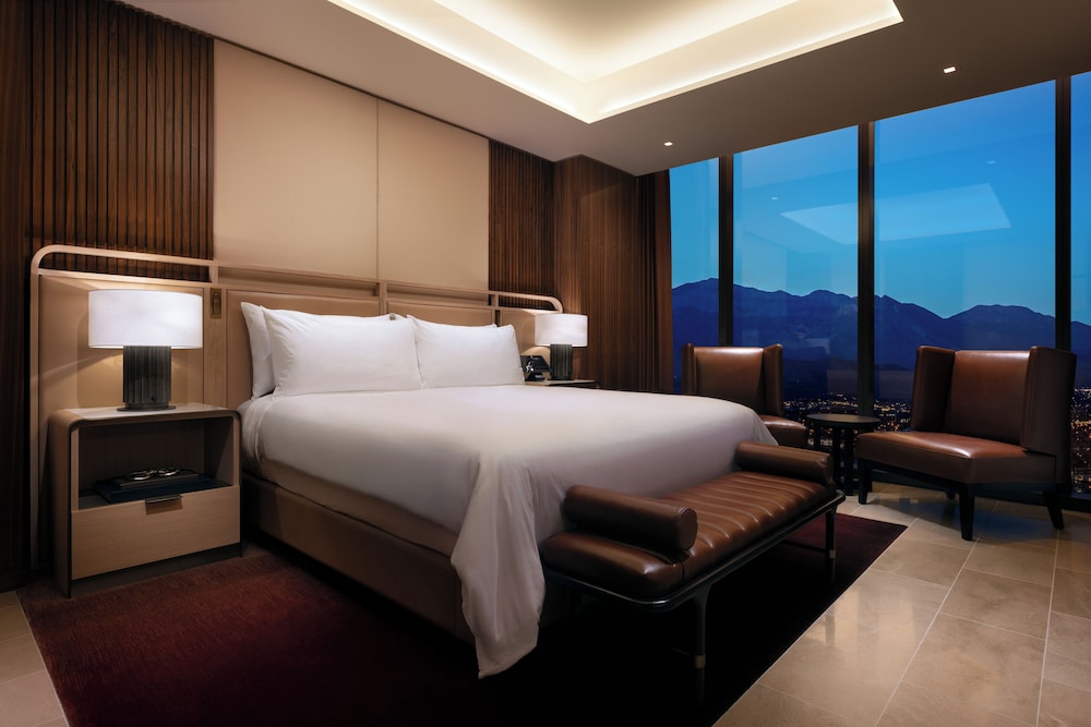 Terrace King Suite