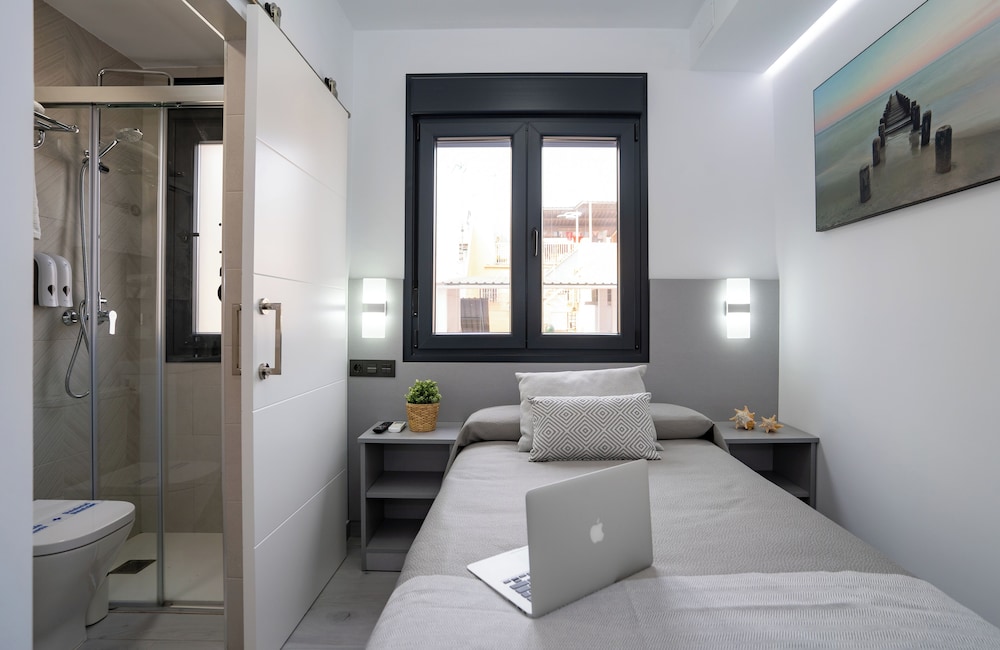Comfort Single Room