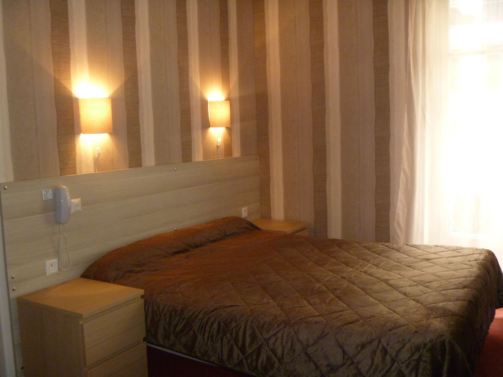 Standard Double Room Single Use photo 1
