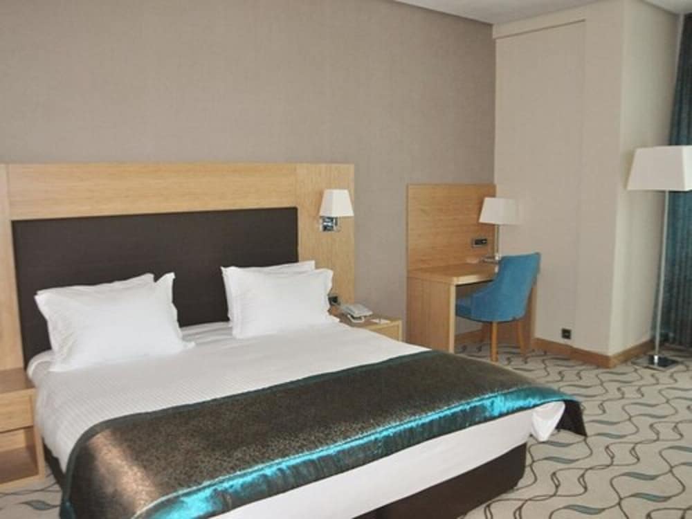 Basic Double or Twin Room photo 3
