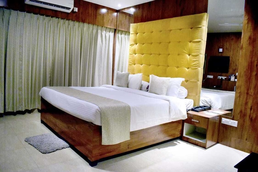 Super Deluxe Room - Photo 1