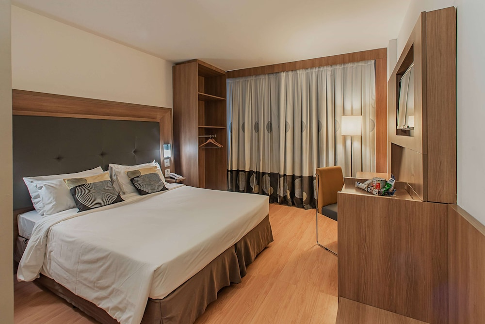 Available room