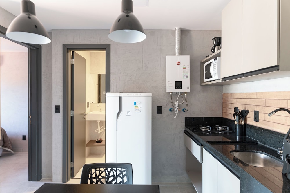 Apartment photo 2