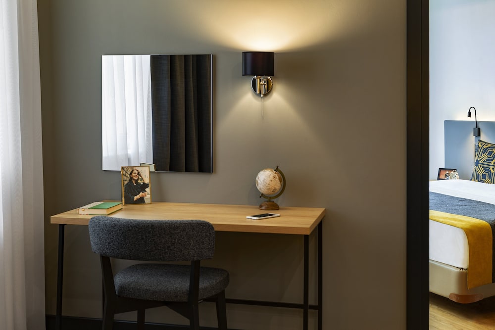 Executive Apartment, 1 Bedroom - Photo 11
