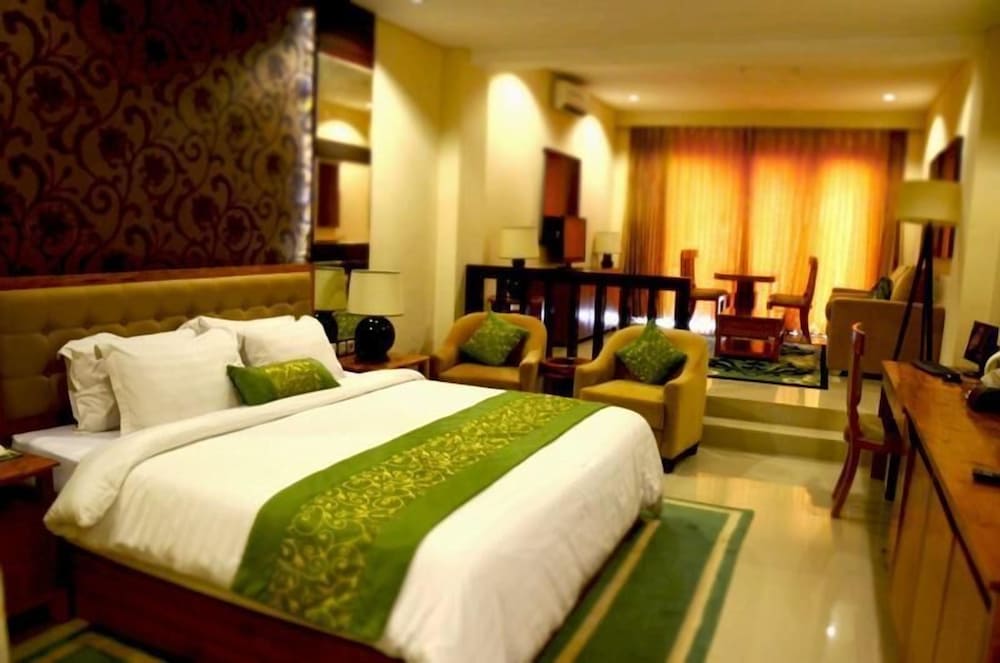 Executive Room photo 3