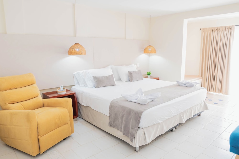Honeymoon Suite