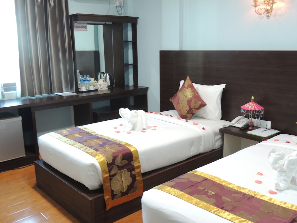 Standard Twin Room photo 2