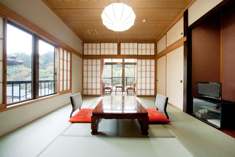 Japanese Style Room For 5 Guests, Main Building - Photo 3