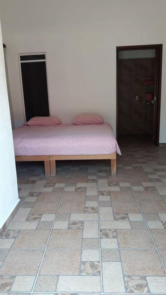 Double Room, 1 King Bed (El Alazan) photo 1