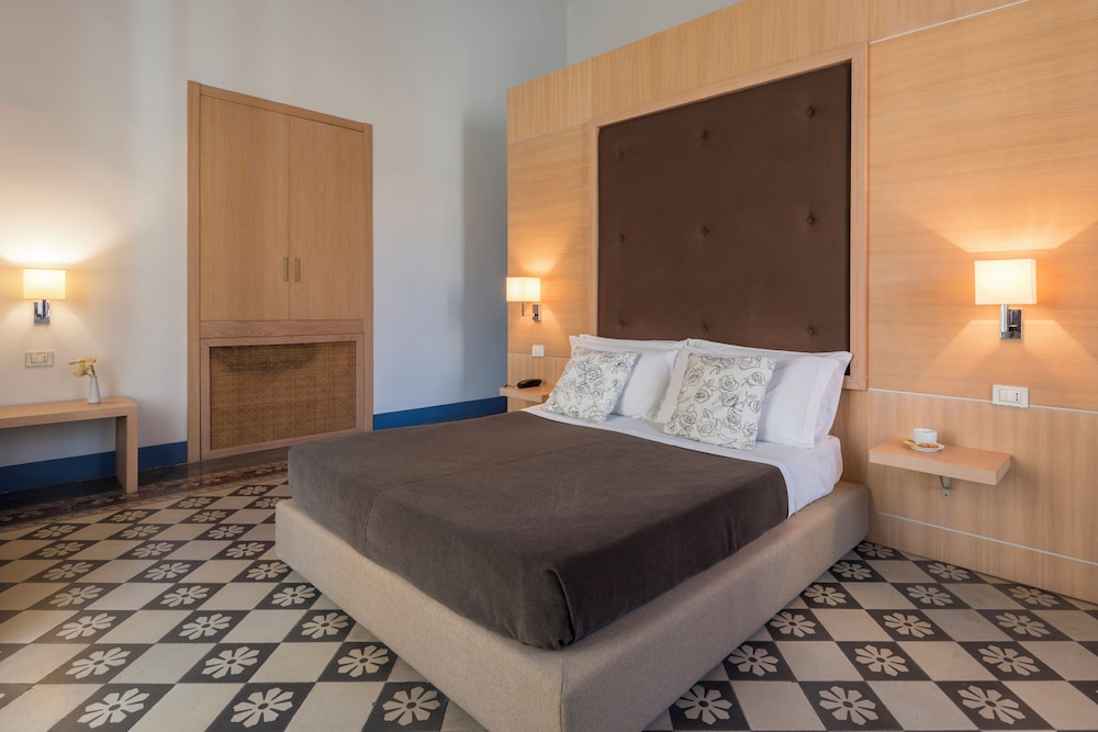 Superior Triple Room - Photo 2