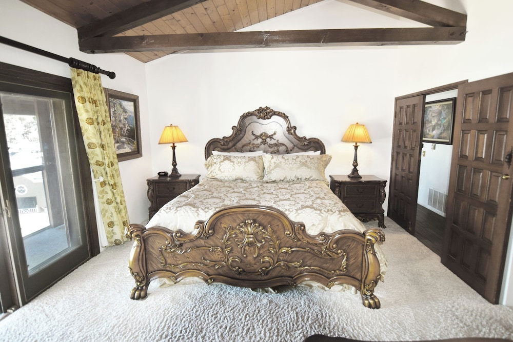 Panoramic Penthouse, Multiple Beds, Bay View photo 2