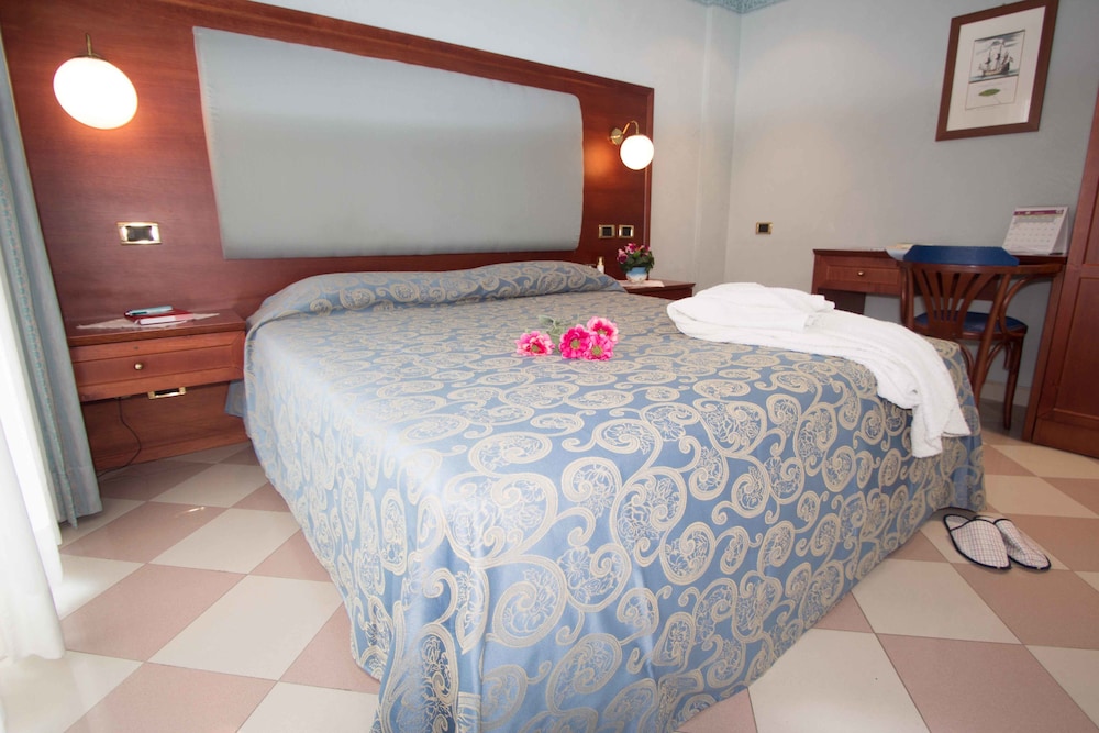 Apartment, 1 Bedroom, Terrace, Sea View photo 1