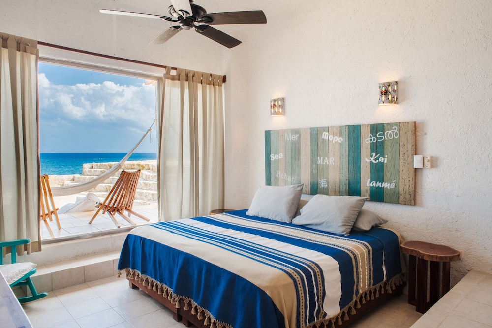 Superior Room, 1 King Bed, Ocean View